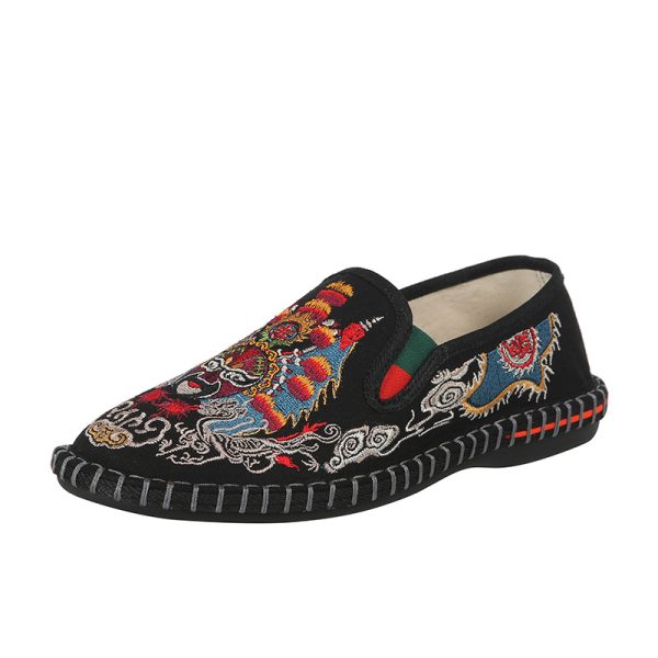 Embroidered shoes 010