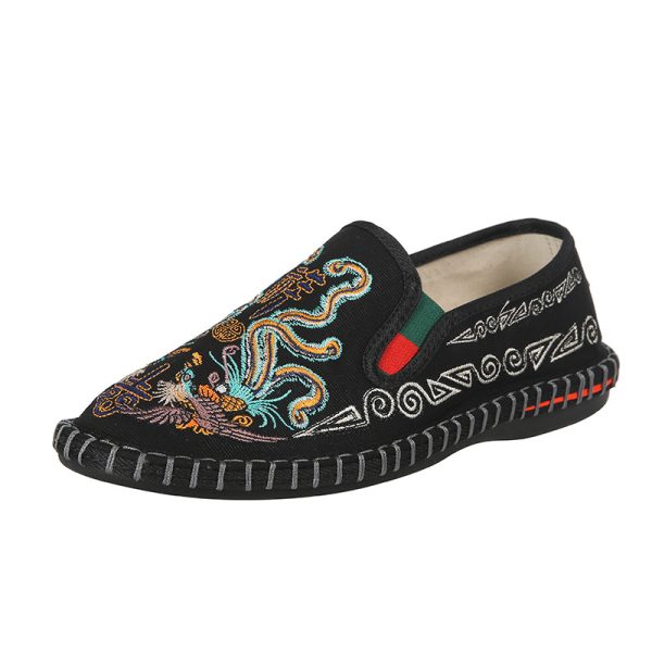 Embroidered shoes 011