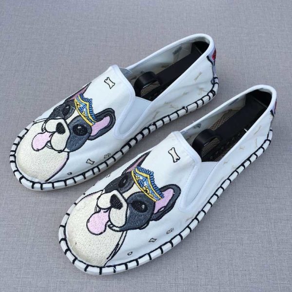 Embroidered shoes 055