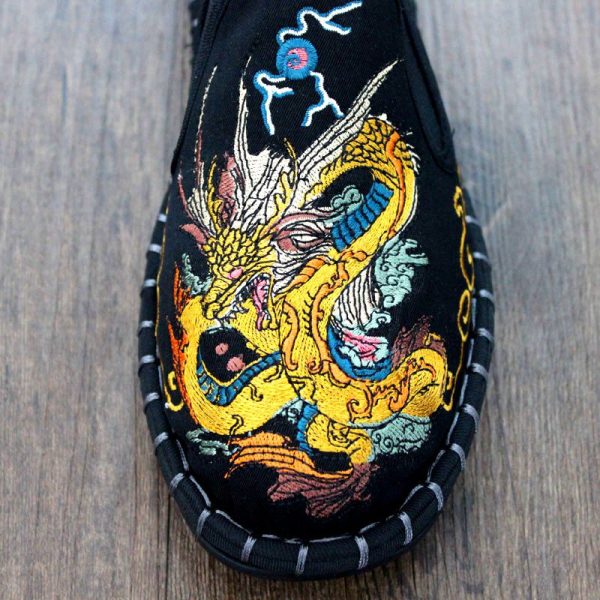 Embroidered shoes 022