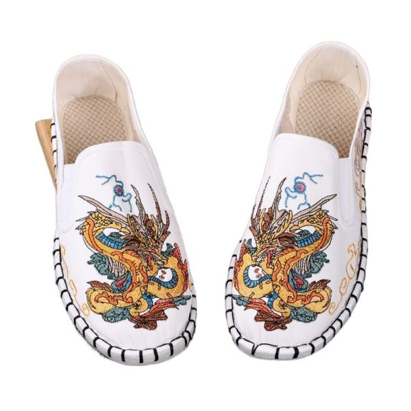 Embroidered shoes 050