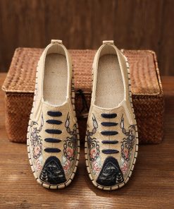 Embroidered shoes 059