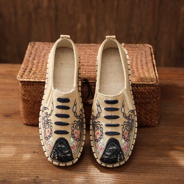 Embroidered shoes 059