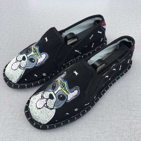 Embroidered shoes 056