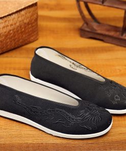 Embroidered shoes 042