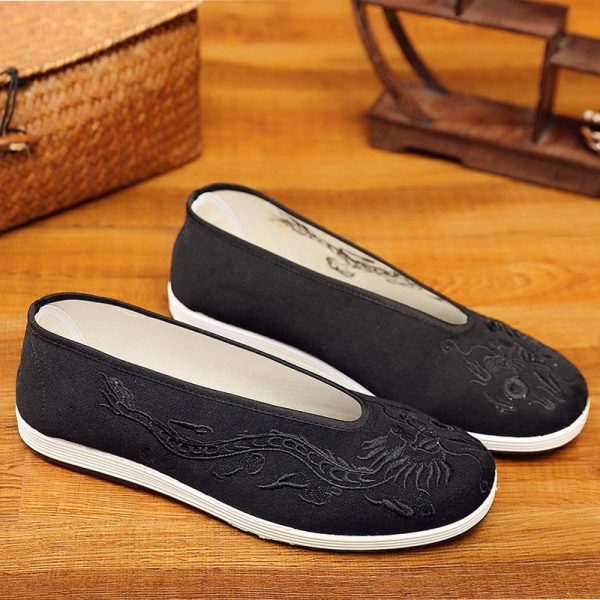 Embroidered shoes 042