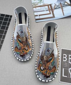 Embroidered shoes 001