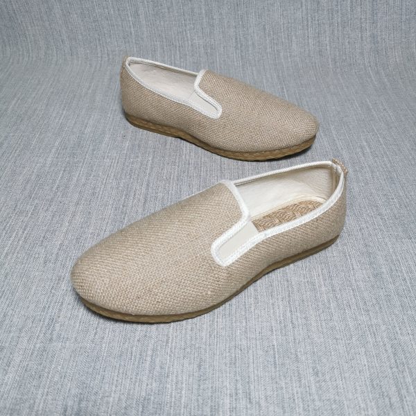Embroidered shoes 039